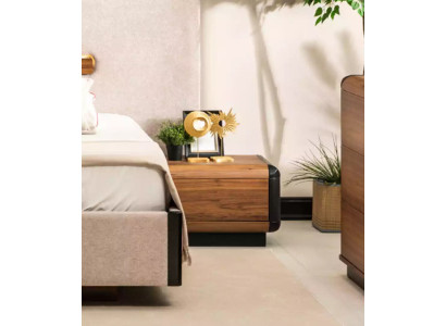The ideal bedside table creates comfort and practicality in your bedroom