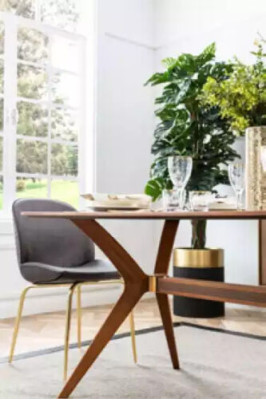 An incomparable chair made of high-quality material and stainless steel for the dining room