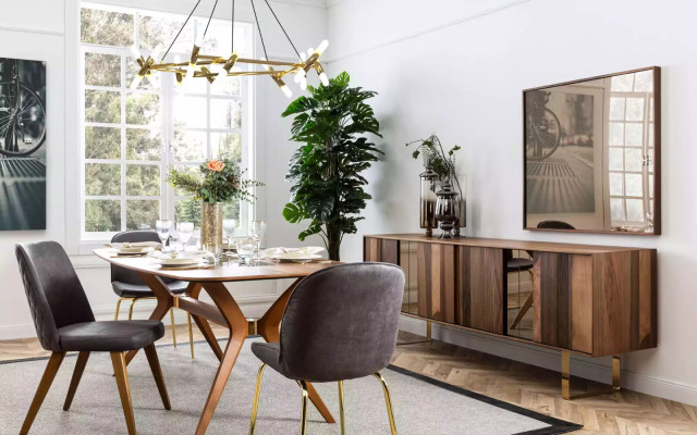 An incomparable chair made of high-quality material and stainless steel for the dining room