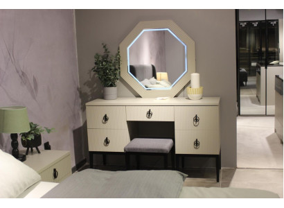 Practical Modern and new Bedroom Dressing table with Mirror and Stool