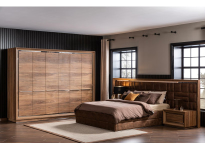 Bedroom Set Wardrobe Bed 2x Bedside table Complete the room 4 pieces.
