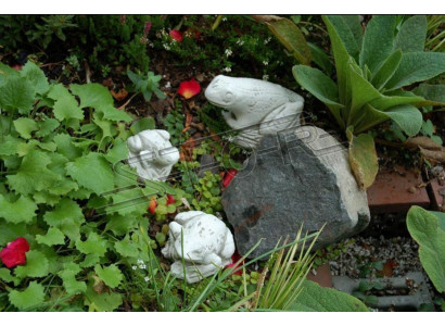 Garden Decoration Frog Patio Stone Figures Figure Decorative Statue