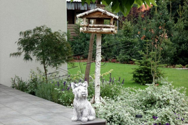 Garden Decoration Dog Patio Stone Figures Daisy Statue