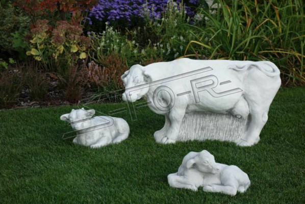 Garden Cow Decoration Stone Figure Patio Decoration White Statue Nature Sculpture
