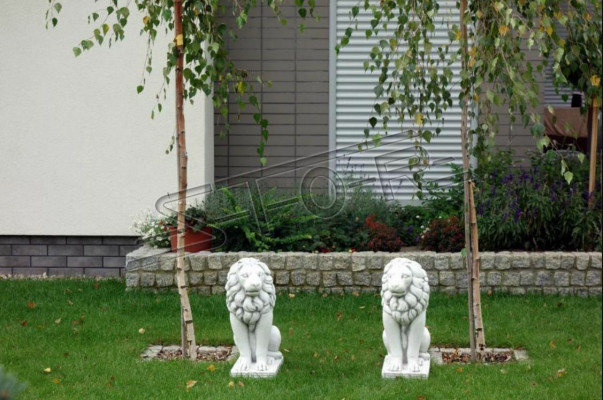 Lion Garden Figure Decorative Patio Garden Sculpture Figures Sculptures