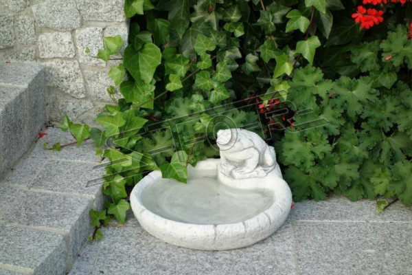 Bird Bath Sculpture Design Figure Statue Decor Garden Figures Statues