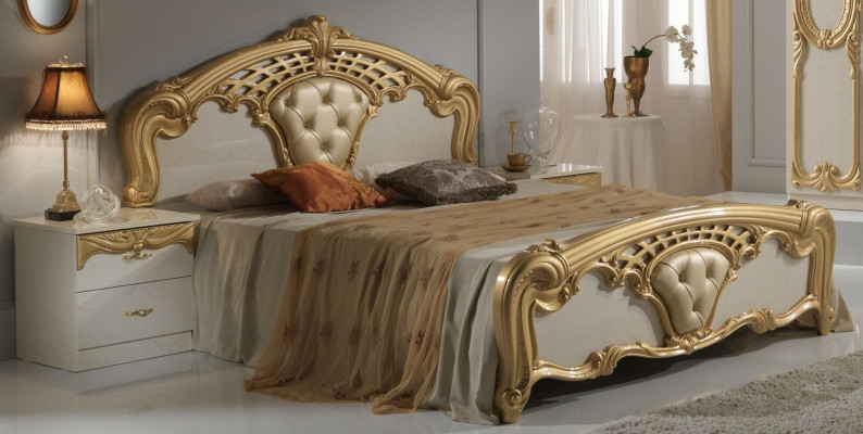 Classic s Bedroom Set Bedside tables Bed Style Wood Bed Italy Furniture