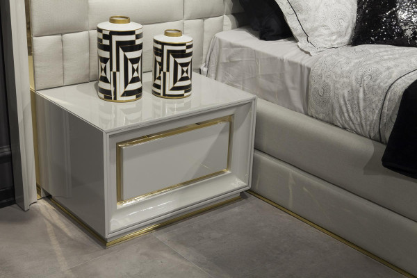 Bedroom Furniture Bed Bedside tables White Gold Beds Complete 4pcs
