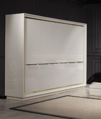 Wardrobe Modern Comfortable in White with luxurious storage space