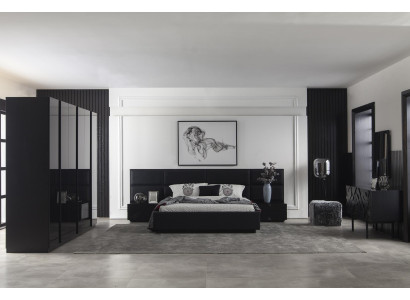 Bedroom Suite 4 pcs. in Black luxury suite with storage space new