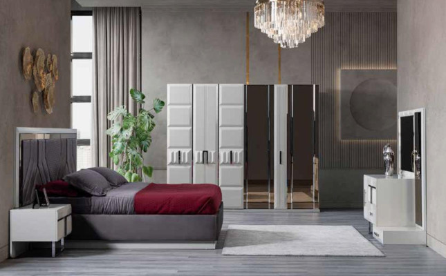 Bedroom Set Italian Style Furniture Bed Wardrobe Bedside table 5 pieces.
