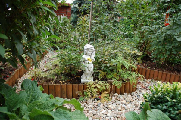 36cm decorative sculpture design figure statue garden figures statues