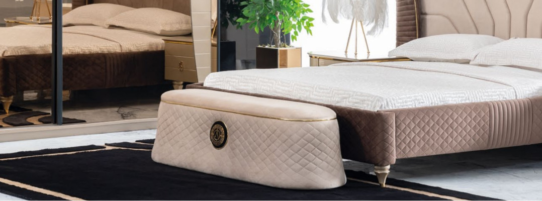 Luxury Set Bedroom Bed Bedside table Chest of drawers Stool Group Suite new 5-piece.