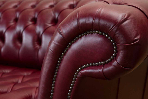 Modern Design Sofa 4 Seater Couch Luxury Classic Leather Chesterfield Sofas