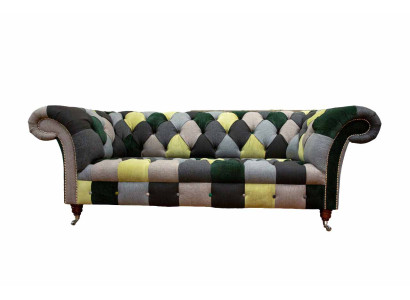 Beautiful stylish 3-seater Chesterfield sofa for the living room