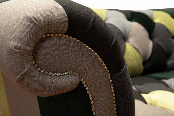 Beautiful stylish 3-seater Chesterfield sofa for the living room