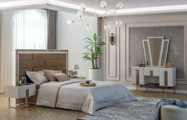 Designer Bedroom Furniture Double bed 2x Bedside tables Luxury Dressing table