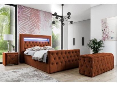 Chesterfield Bedroom Set Textile Bed 2x Wood Bedside tables Stool