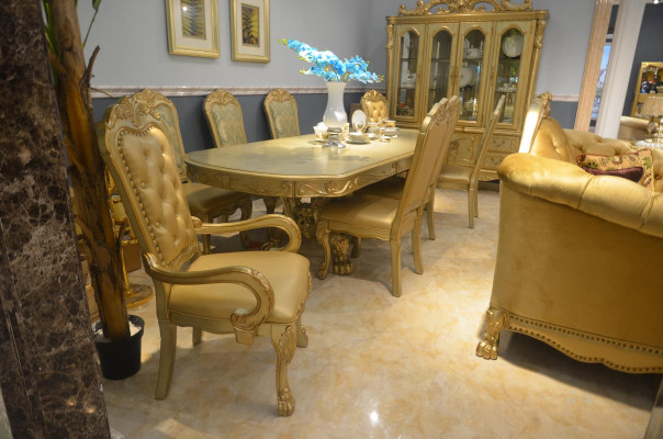 Royal dining table with 6x chairs Complete's decorative dining room 7 pieces.