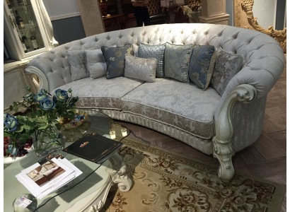 Classic four-seater living room couch textile baroque rococo luxury sofa