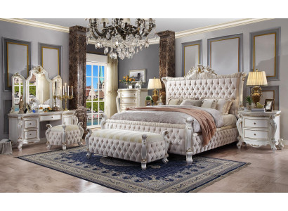 Bedroom Set Bed Bedside table Dressing table Mirror Stool Chesterfield