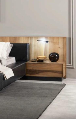 Luxurious and comfortable 4-piece bedroom set in brown - modern style for your bedroom