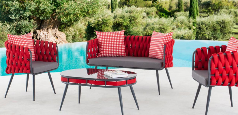 Red Garden Suite Luxury Seating Furniture Table Sofa Patio Couch 4 Pieces