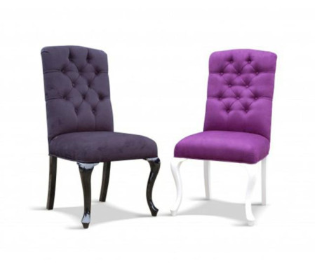 A luxurious chair in the Chesterfield RALF I style in an elegant design