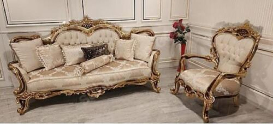 Classic Living room Sofa Upholstery Couch 3pcs. 3+1 + Coffee table for your home