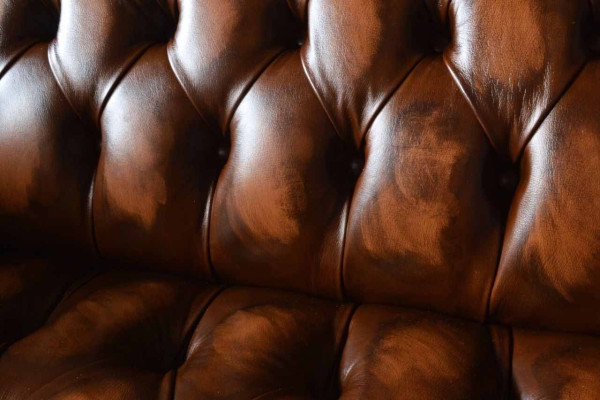 Chesterfield Luxury 2 Seater Couch Upholstery Sofa Two-seater 100% Leather Immediately