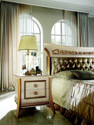 Bedroom Set Baroque Rococo Bed Bedside table Chest of drawers Mirror Stool new