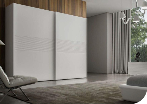 White Wardrobe Sliding Doors Bedroom Furniture Luxury Real Wood Furniture