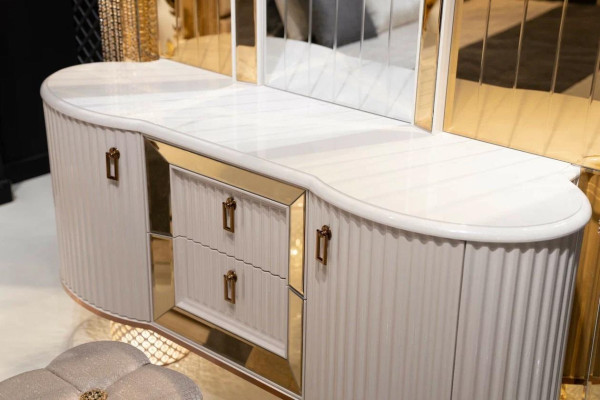 Bedroom Set Luxury Dressing table with Mirror Stool Design new 2-piece