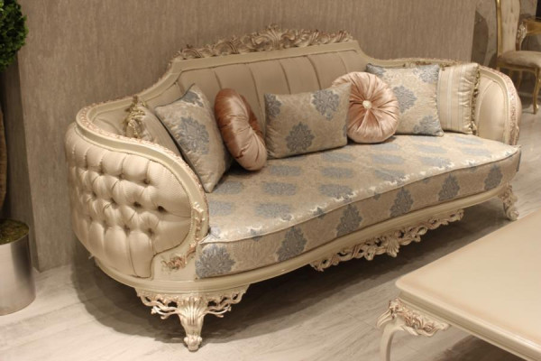 Luxury Living room Set with High Quality Elegant Sofas Comfortable Armchair new
