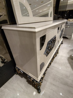 High-quality elegant chest of drawers with mirror stylish appearance