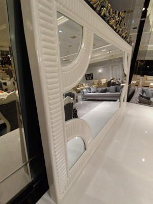 High-quality elegant chest of drawers with mirror stylish appearance