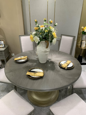 Create a cozy atmosphere with our 6-part dining room