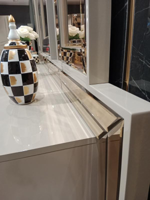 Luxurious modern chest of drawers with 3x mirror exclusive design and high quality