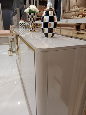 Luxurious modern chest of drawers with 3x mirror exclusive design and high quality
