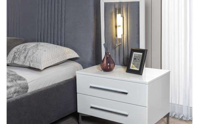 Modern Gray Double bed 2x Wood Bedside tables Bedroom Suite