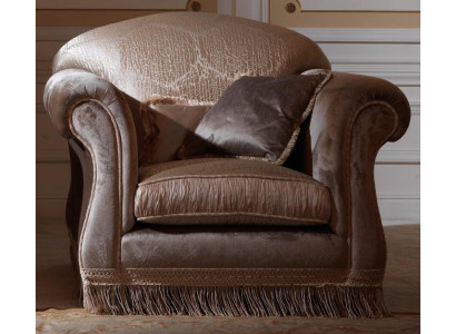 Luxury armchair upholstery throne real wood Italian furniture single seater country house style