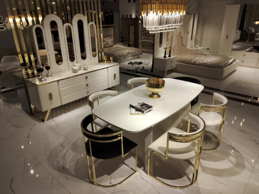 Luxurious Dining room set: Dining table, six chairs and Chest of drawers with Mirror