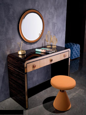 Designer Bedroom Furniture 5-piece Complete Set Bed Bedside table Dressing table Leather