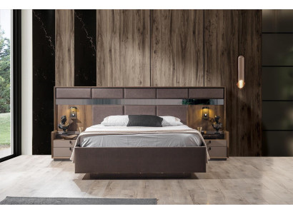 Luxurious Bedroom Set Brown Double bed 2x Bedside tables 3pcs new