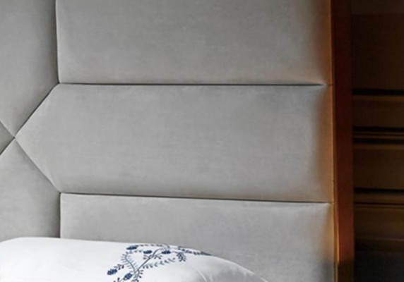 Double bed Bedroom Hotel Ehe Luxus Bed 2x Bedside table 3pcs. new bed set