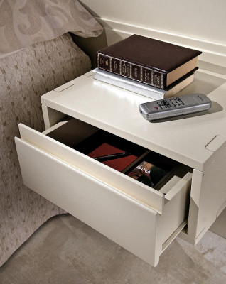 Design modern luxury furniture 4 pieces. Set Hotel Furnishings 2x Beds + Bedside table