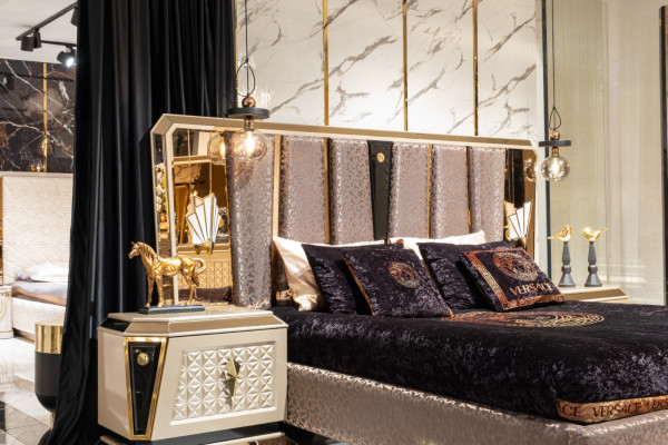Bedroom Complete Set 3pcs Double bed 2x Bedside tables Luxury Furnishings