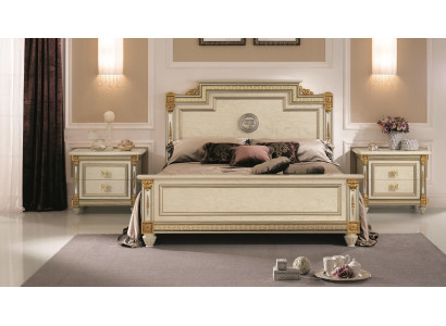 Bed + 2x Bedside table 3 pcs. Bedroom Set Designer Luxury Bedroom Baroque