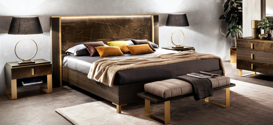Design Bedroom 3 pcs. Leather Bed 2x Bedside table Classic r Luxury Beds Set