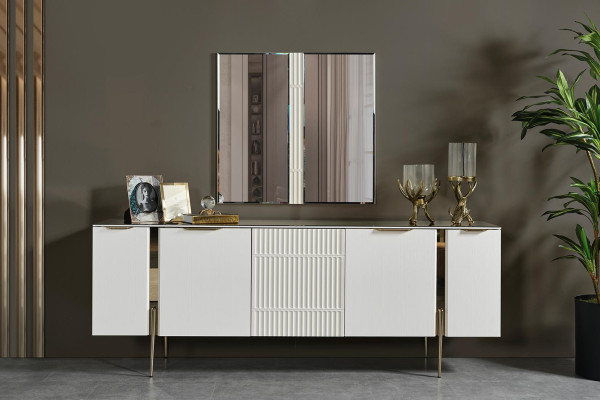 Stylish Dining room set Dining table Chairs Sideboard Designer Mirror